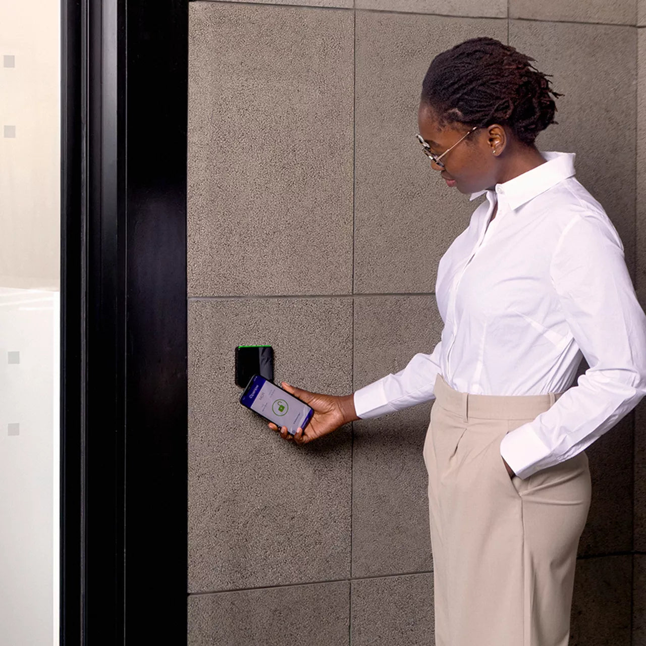 ASSA ABLOY SMARTair® Commercial Access Solution